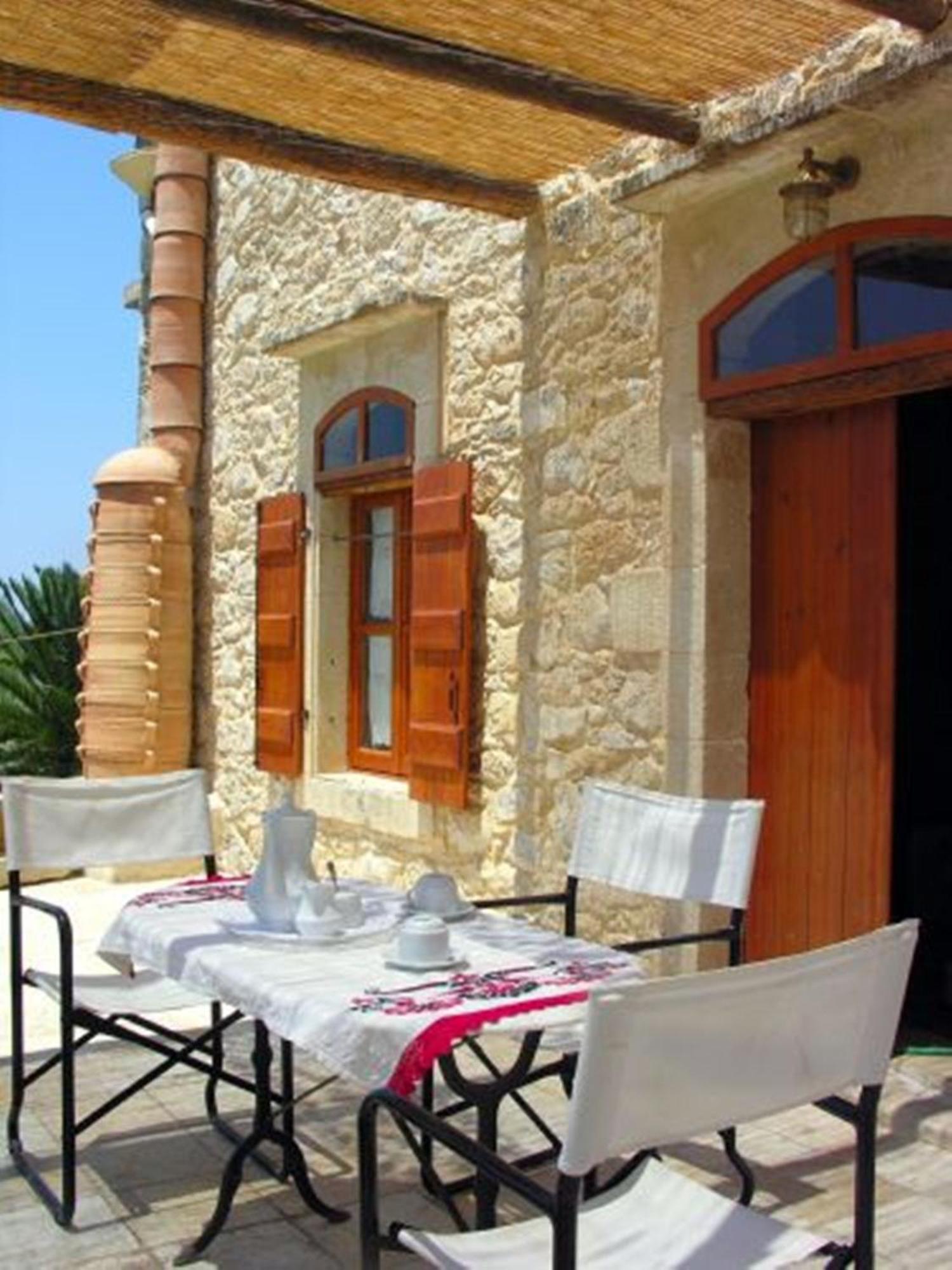 Kouriton House Konuk evi Margarítai Dış mekan fotoğraf